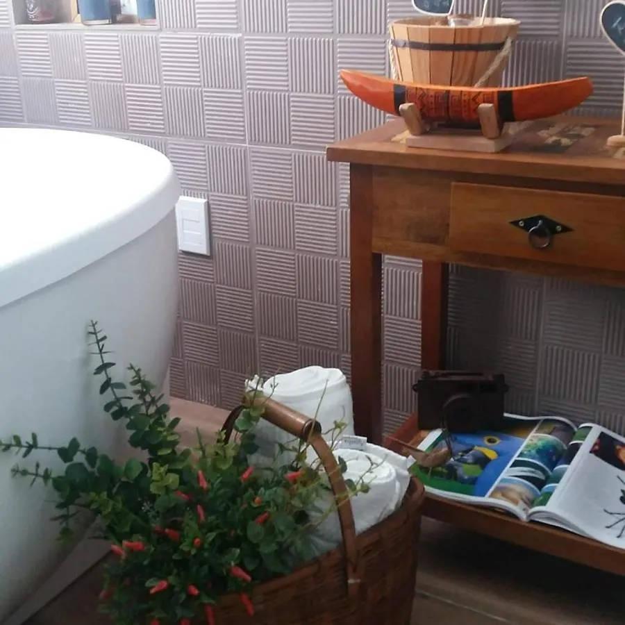 Suites Apoena Arraial do Cabo 0*,  Brasil